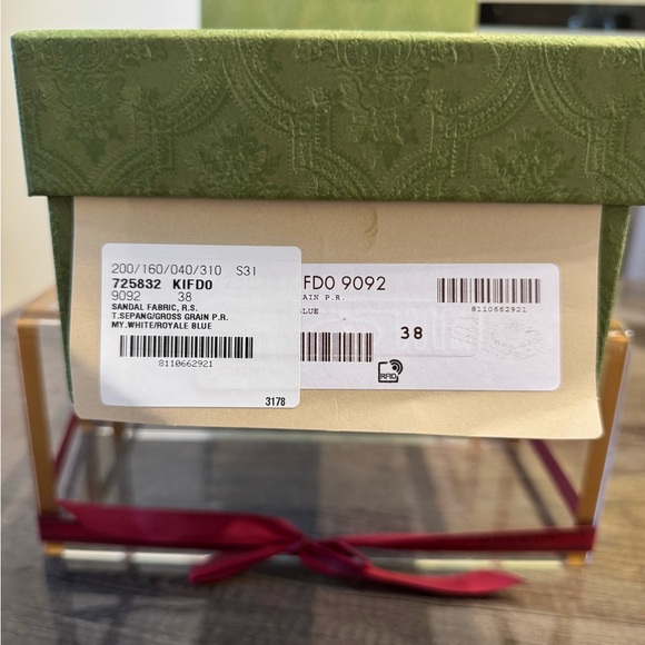 Authentic Gucci Espadrille Slides - Picture 7 of 8